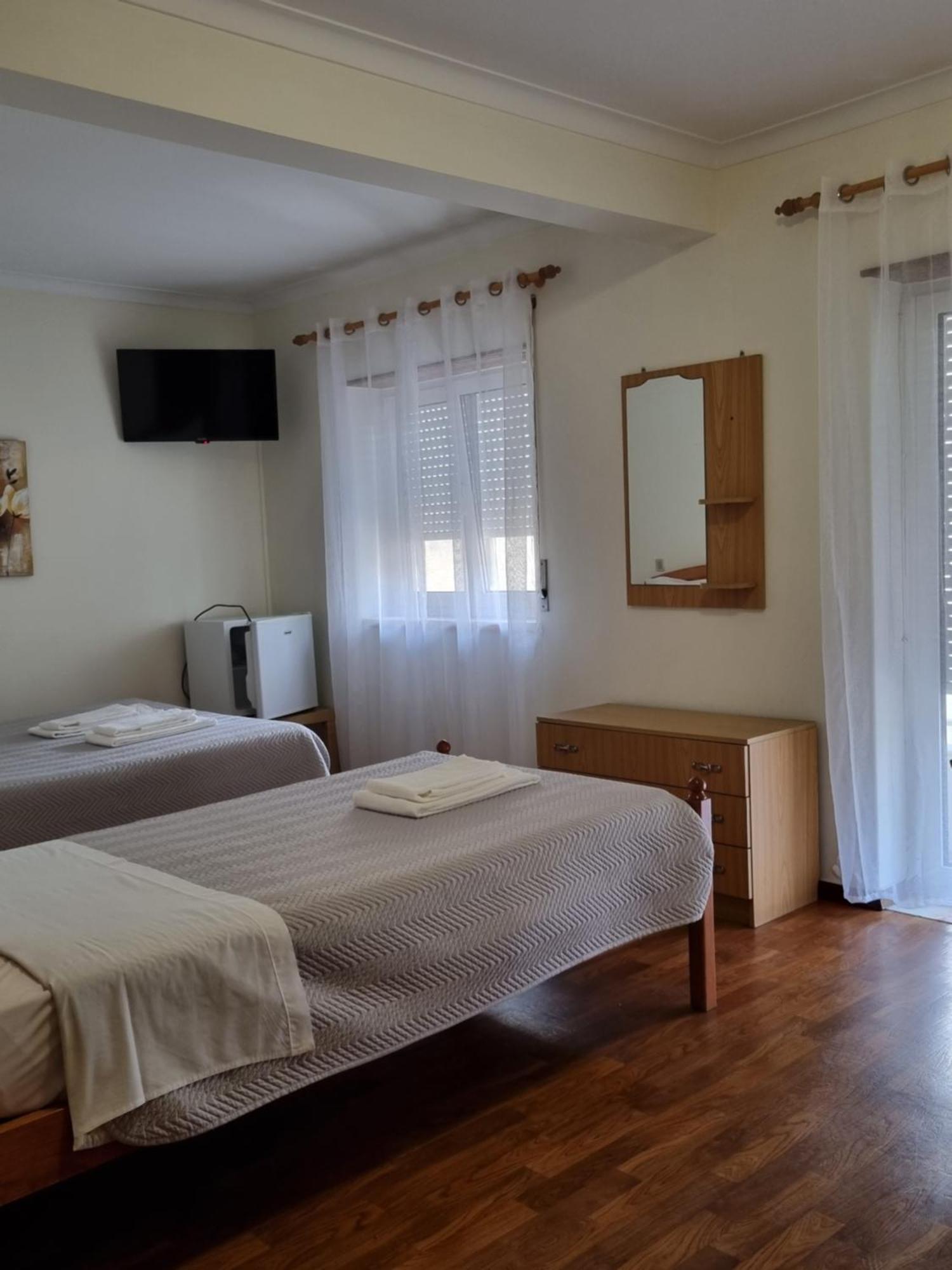 Residencia Salva-Vidas Nazaré Zimmer foto
